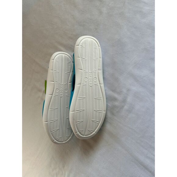 Women's Swiftwater Wave Crocs, Size 10, Electric Blue, NWT, Slip-ons, Sandals - Picture 4 of 7